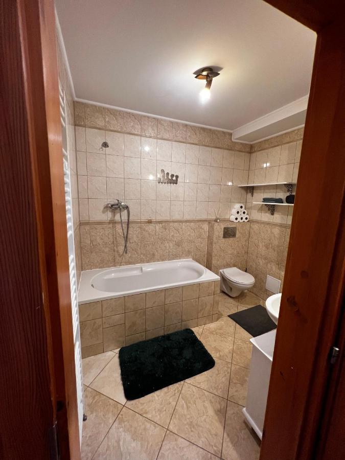 Apartman Mw Apartment โปปรัด ภายนอก รูปภาพ
